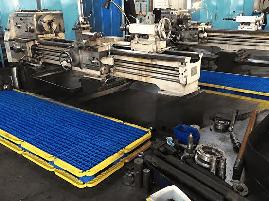 custom plastic pallets custom plastic pallets